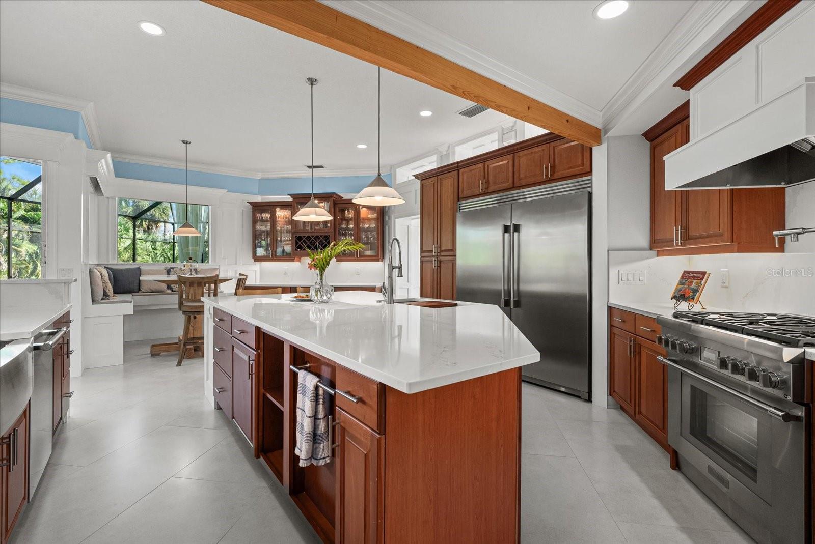 CALUSA LAKES - Residential