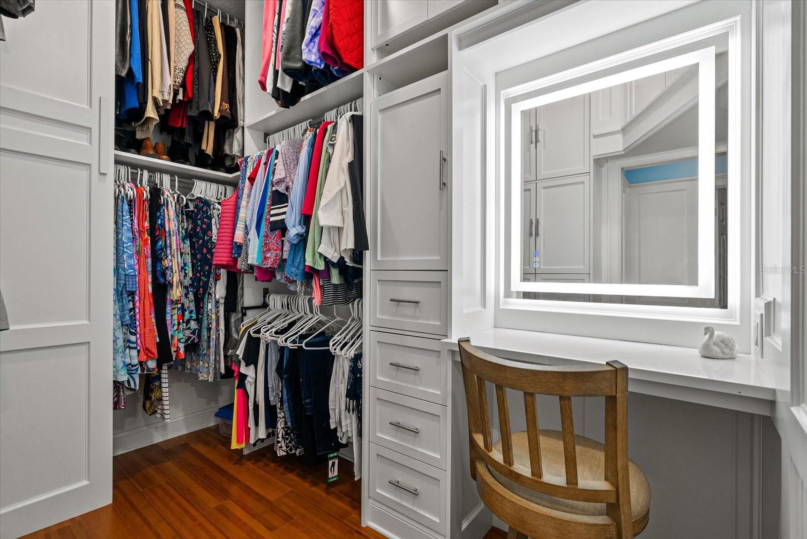 CALUSA LAKES - Residential