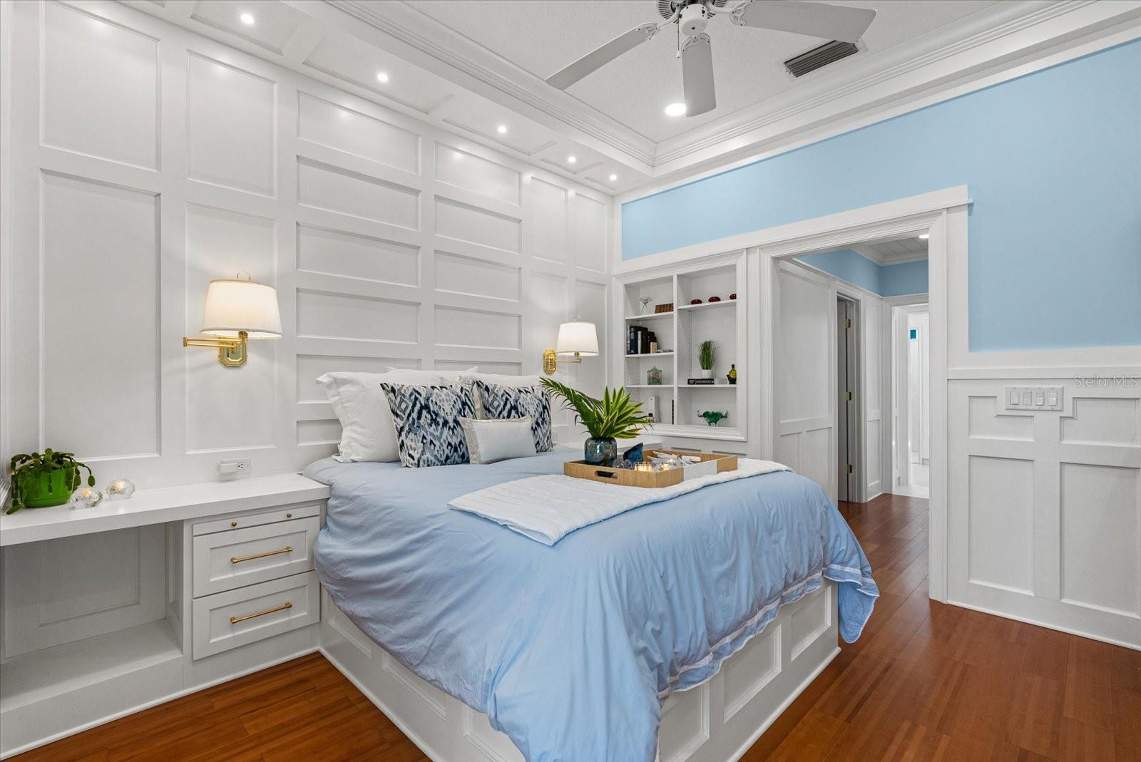 CALUSA LAKES - Residential