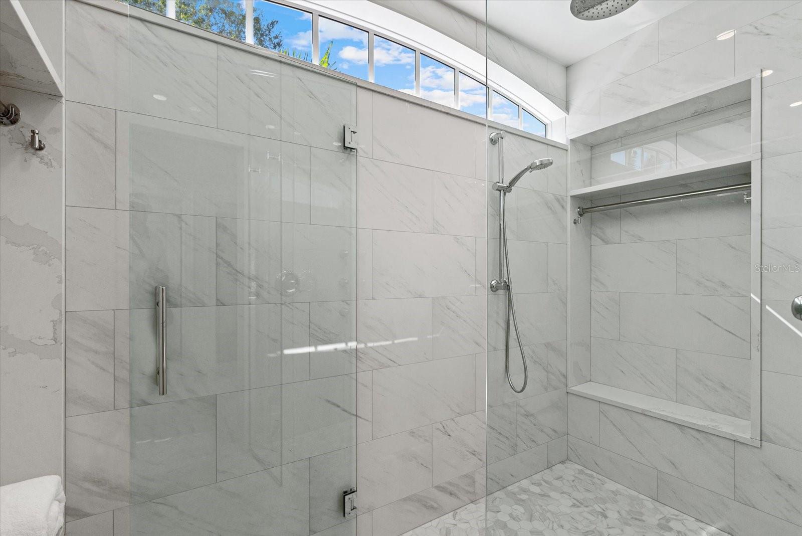 CALUSA LAKES - Residential