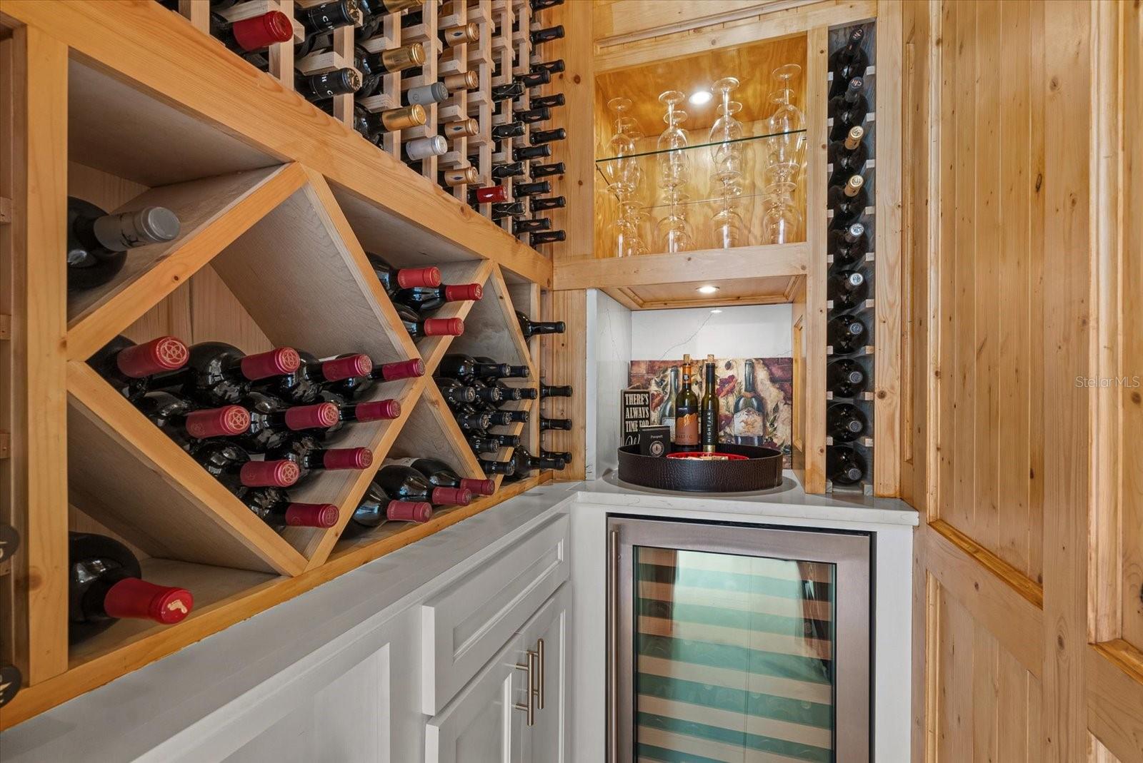 CALUSA LAKES - Residential