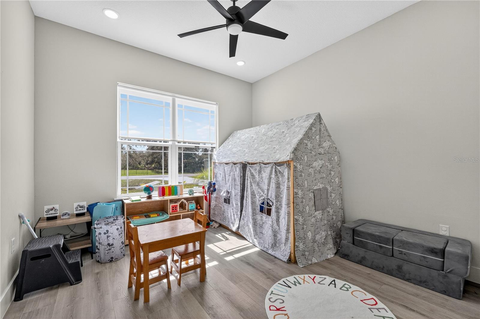 CAPE ORLANDO ESTATES - Residential