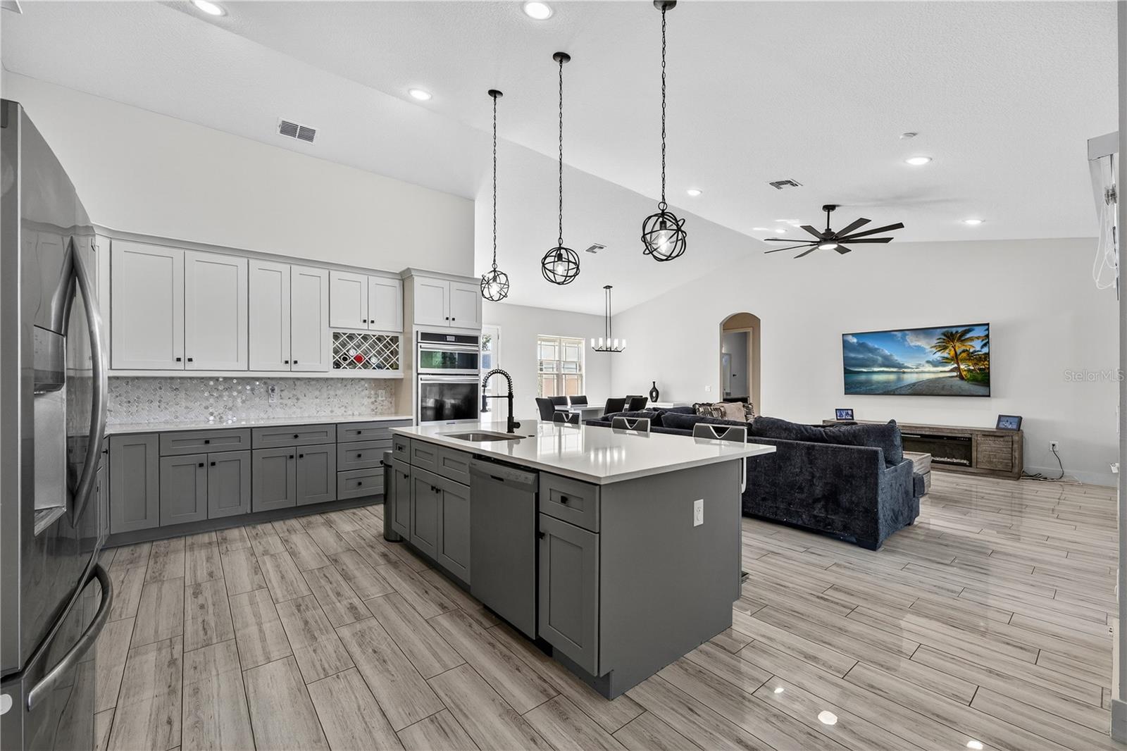 CAPE ORLANDO ESTATES - Residential