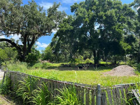 Tiny photo for 411 Alibrandi Road, Leesburg, FL 34748 (MLS # G5098737)