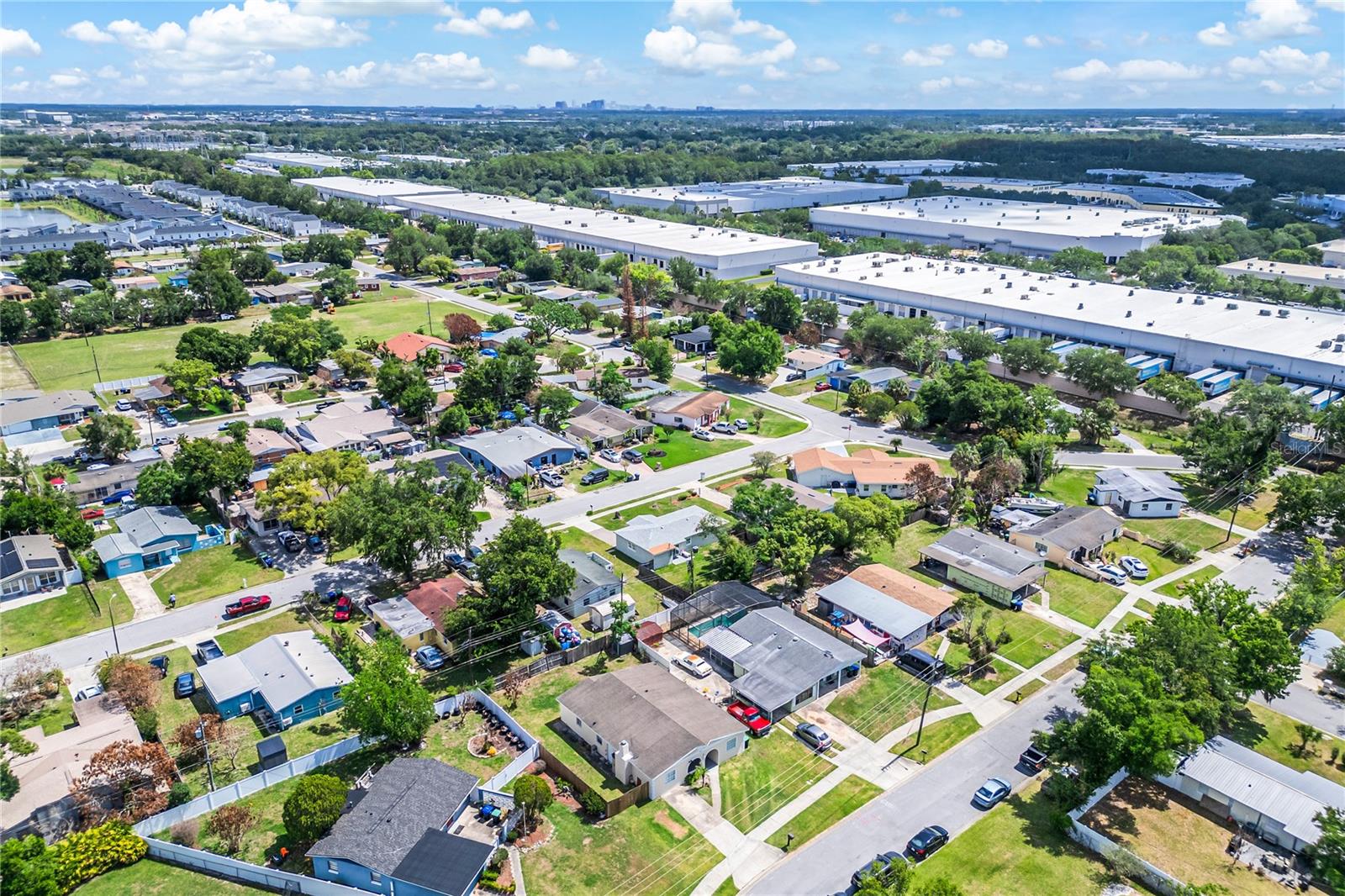 TANGELO PARK SEC 04 - Residential