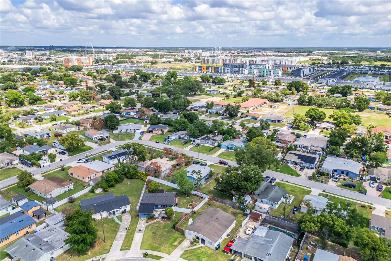 TANGELO PARK SEC 04 - Residential
