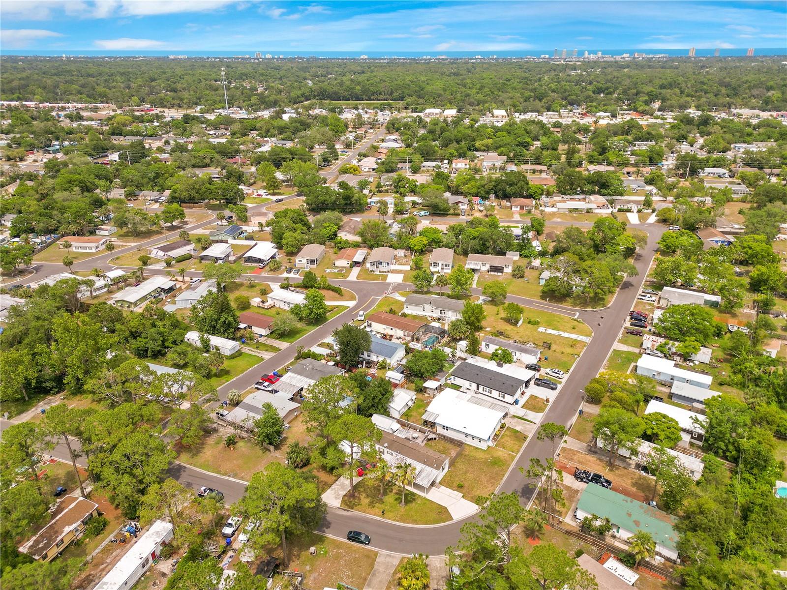 TROPICAL MOBILE HM VILLAGE SEC 02 - Residential