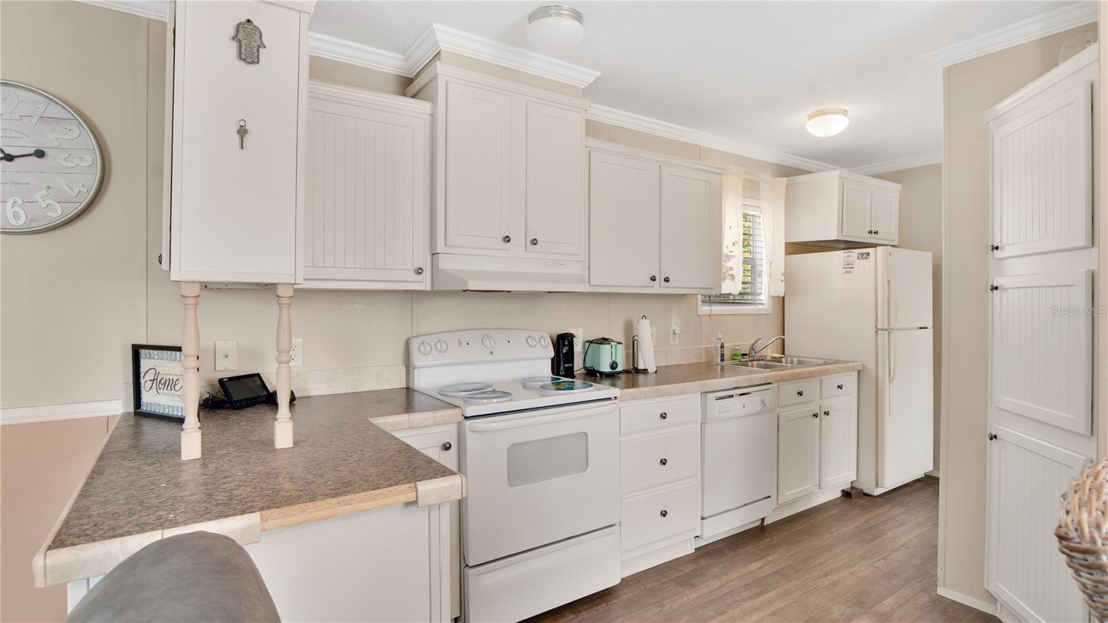 TROPICAL MOBILE HM VILLAGE SEC 02 - Residential