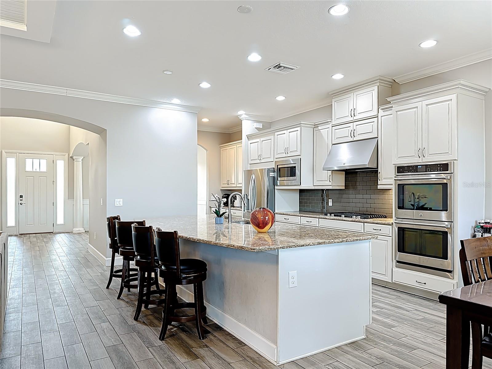 ARBOR LAKES ON PALMER RANCH - Residential