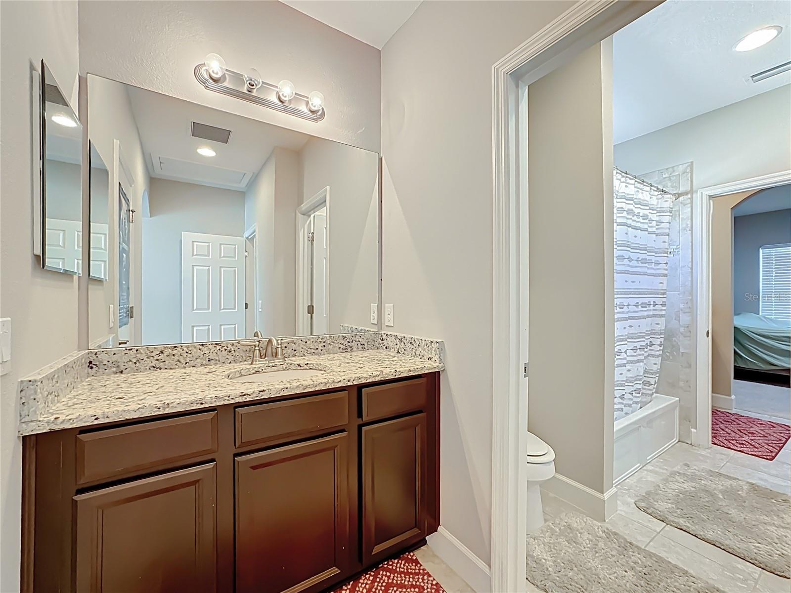 ARBOR LAKES ON PALMER RANCH - Residential