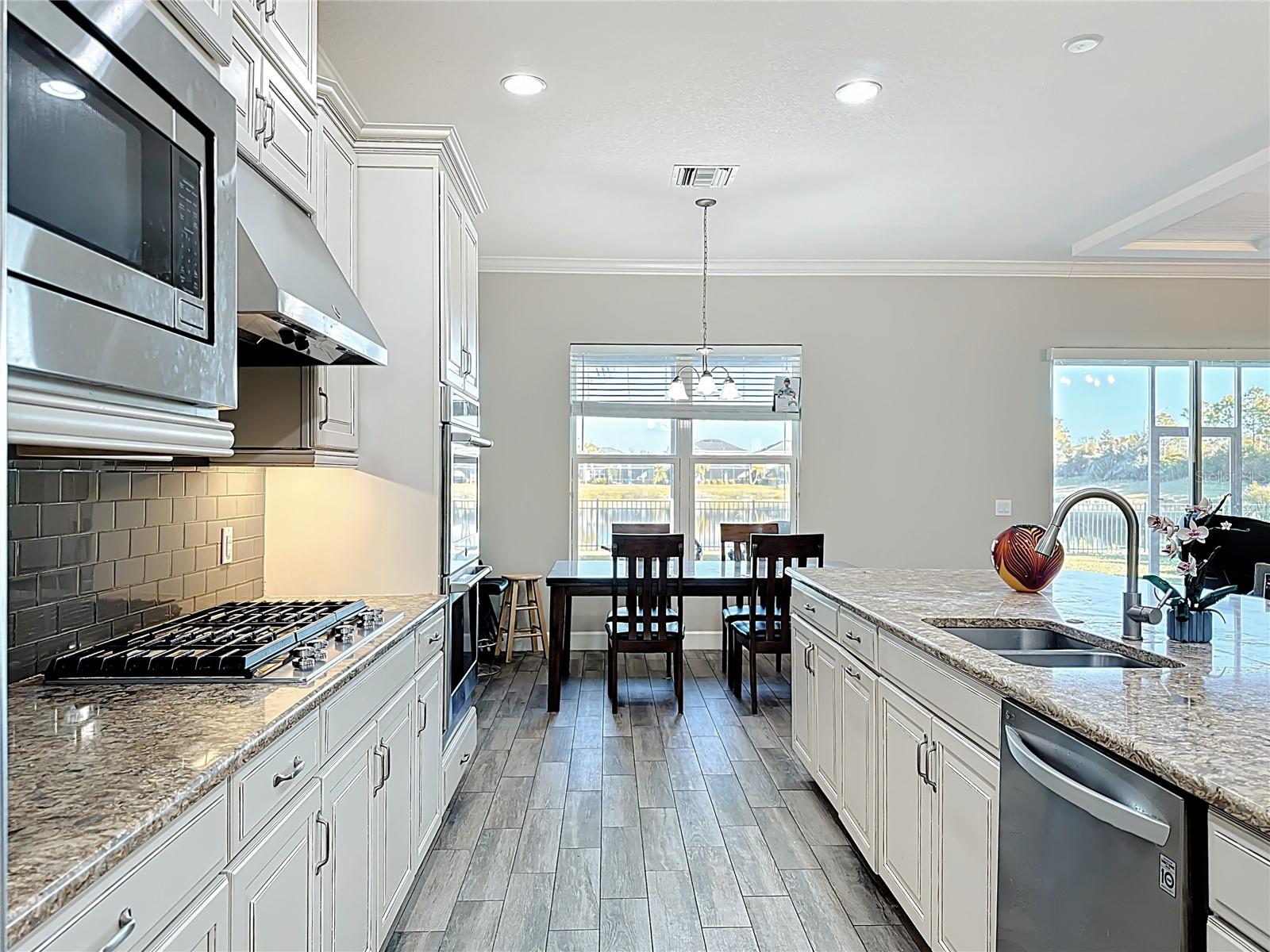 ARBOR LAKES ON PALMER RANCH - Residential