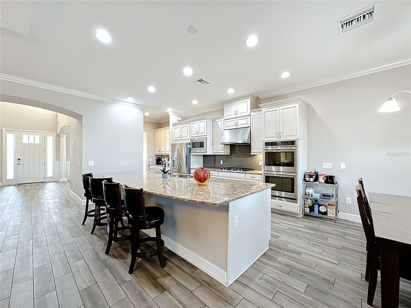 ARBOR LAKES ON PALMER RANCH - Residential