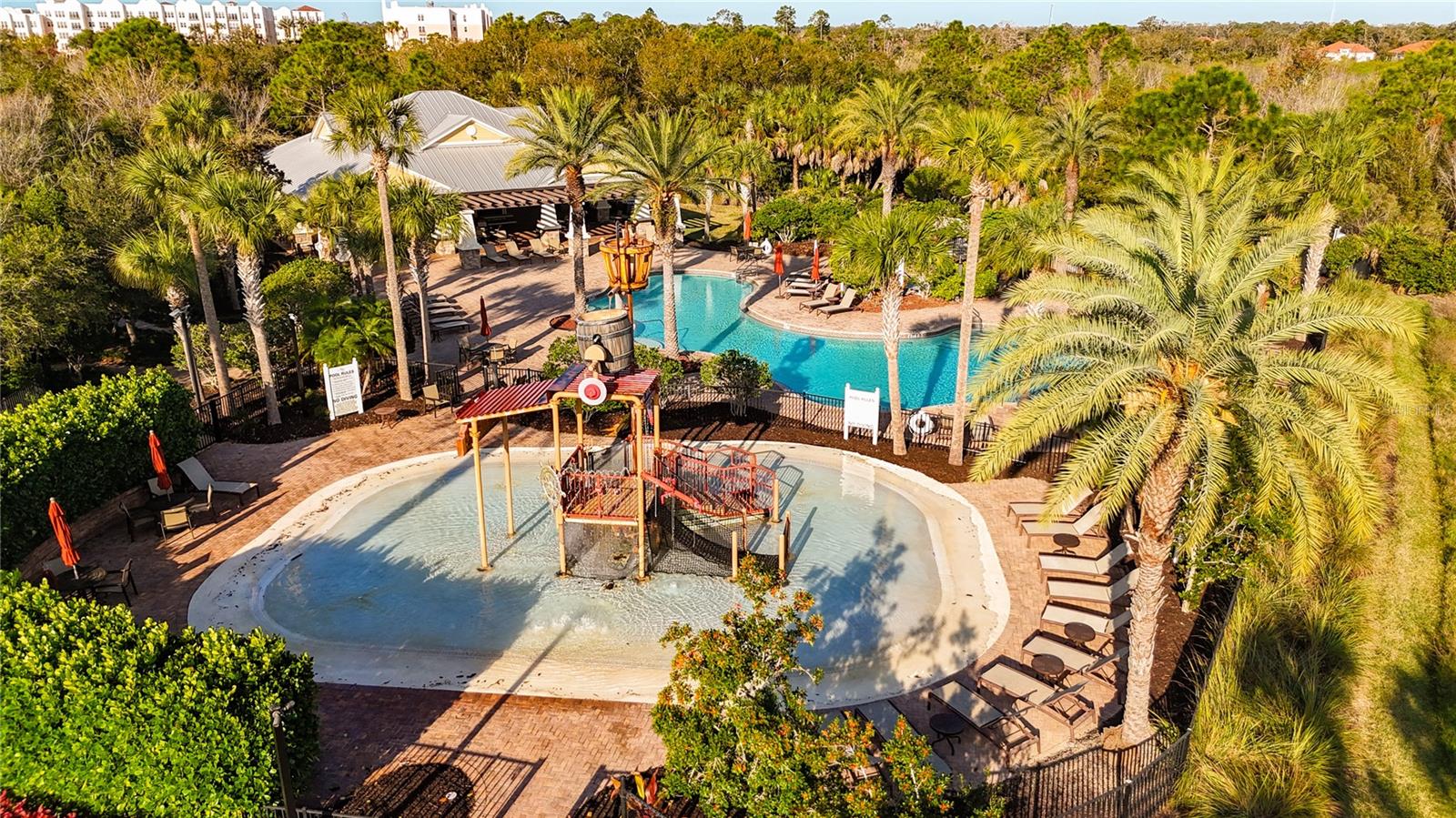 ARBOR LAKES ON PALMER RANCH - Residential