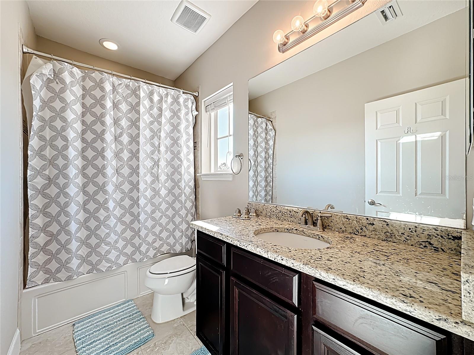 ARBOR LAKES ON PALMER RANCH - Residential