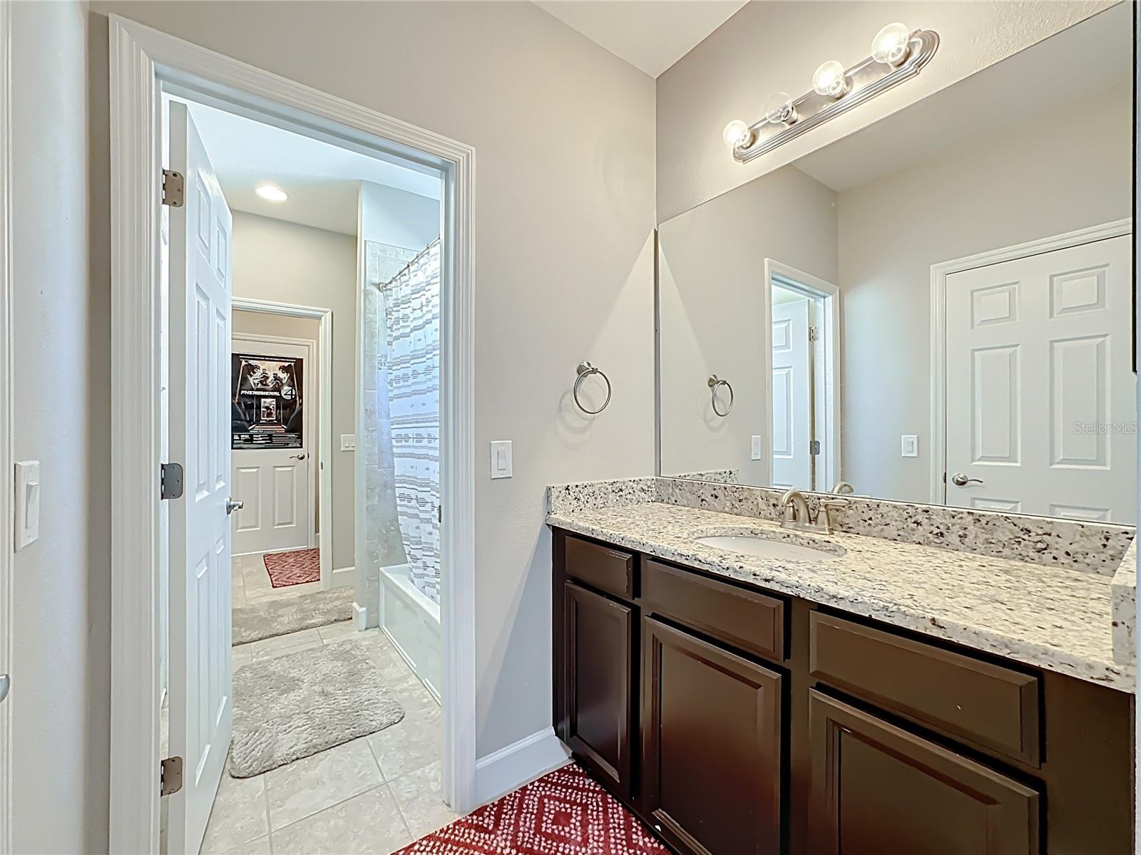 ARBOR LAKES ON PALMER RANCH - Residential