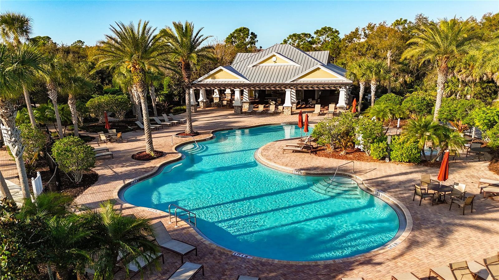 ARBOR LAKES ON PALMER RANCH - Residential