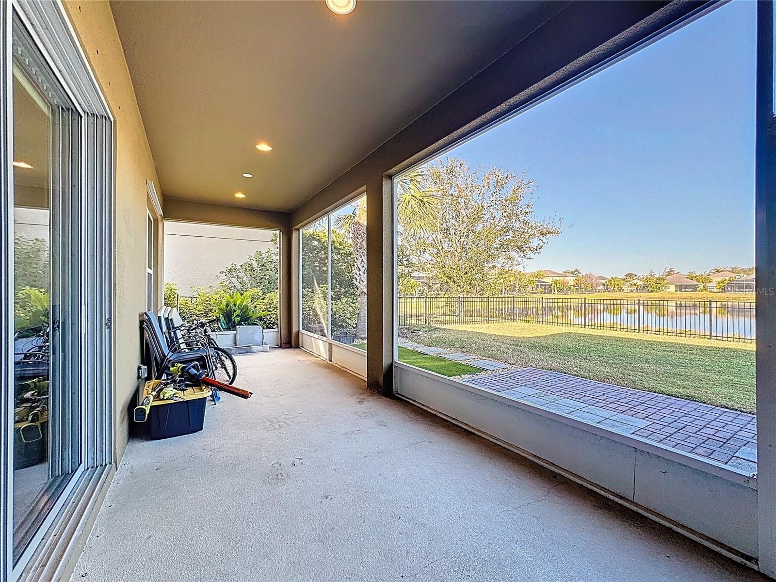 ARBOR LAKES ON PALMER RANCH - Residential