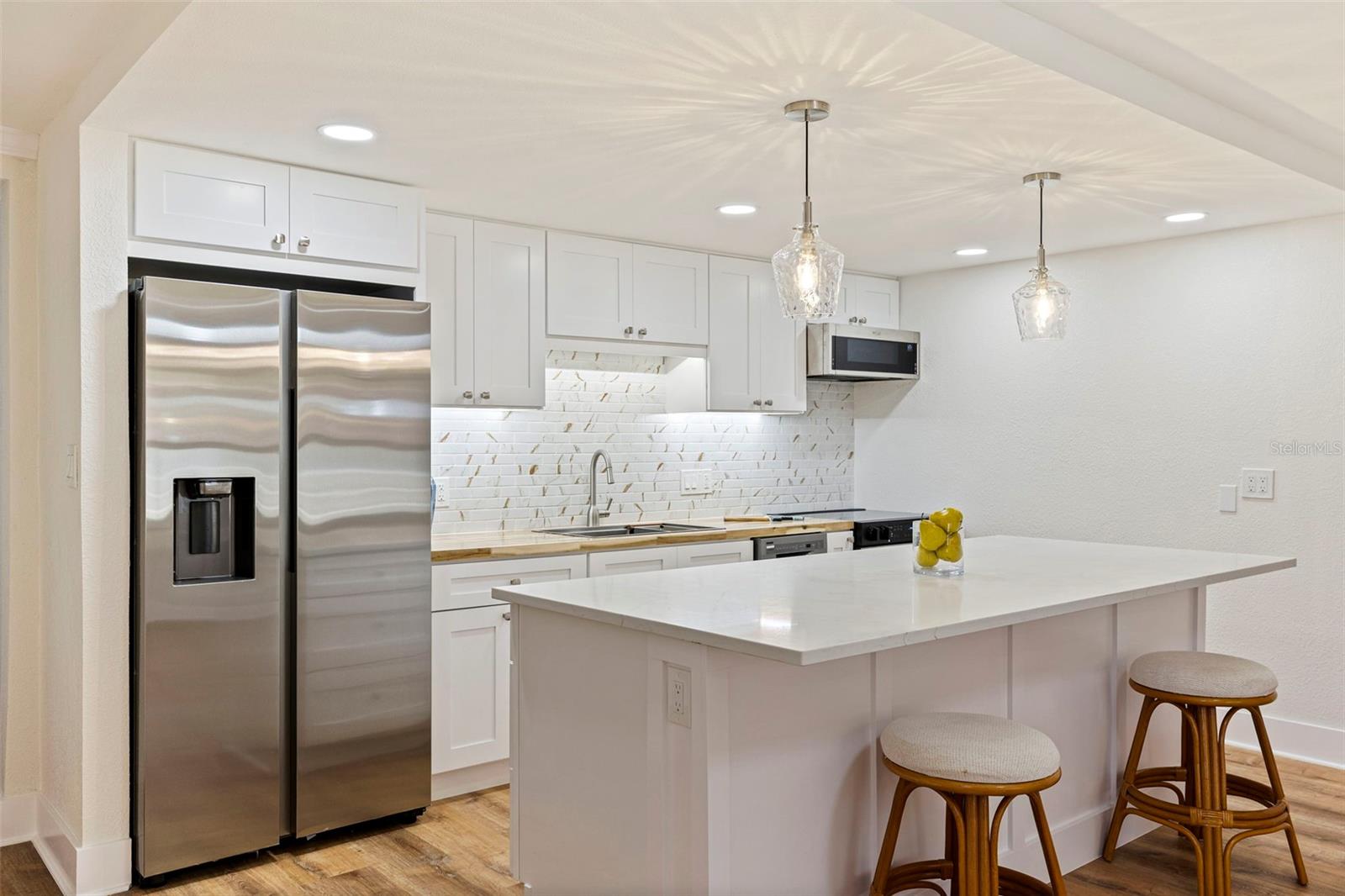 ROYAL PALM CONDO - Residential