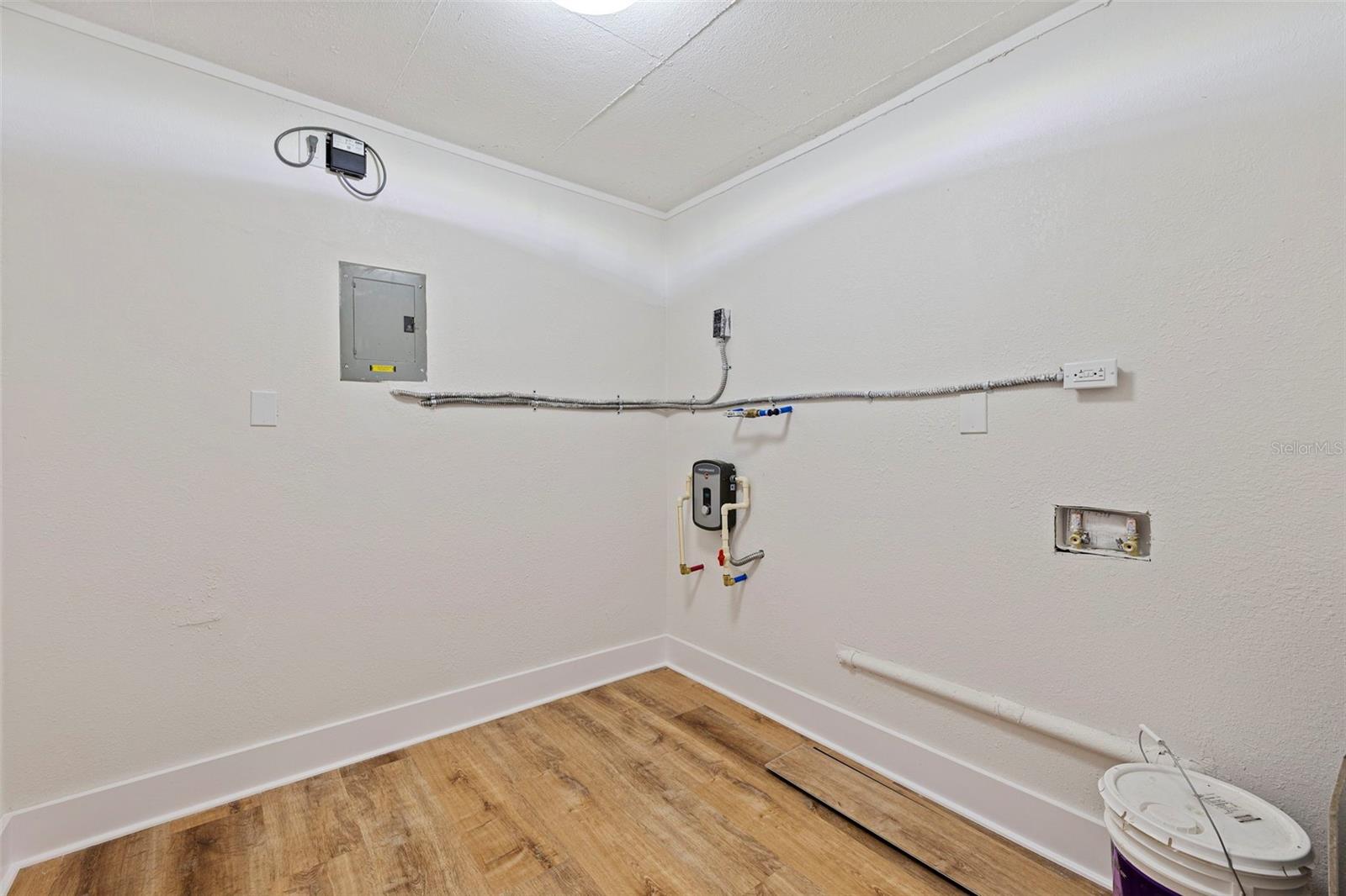 ROYAL PALM CONDO - Residential