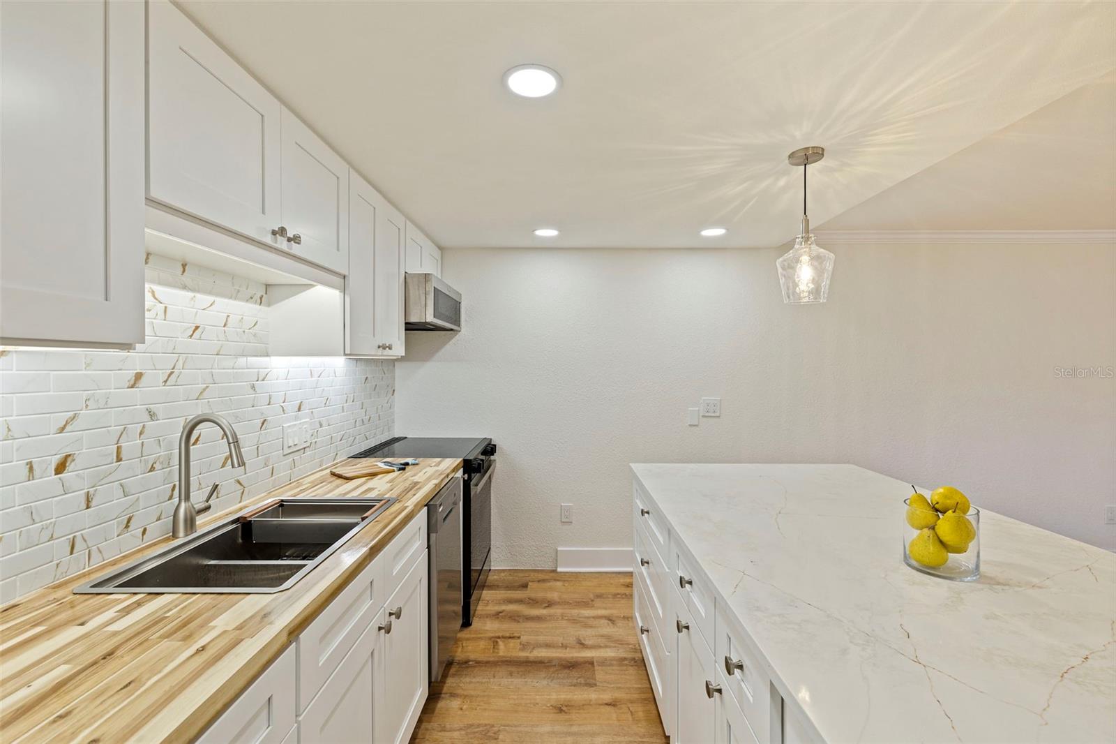 ROYAL PALM CONDO - Residential