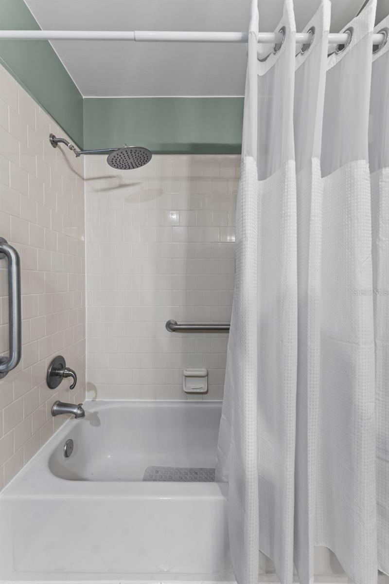 CARROLLWOOD SPGS UNIT 2 - Residential