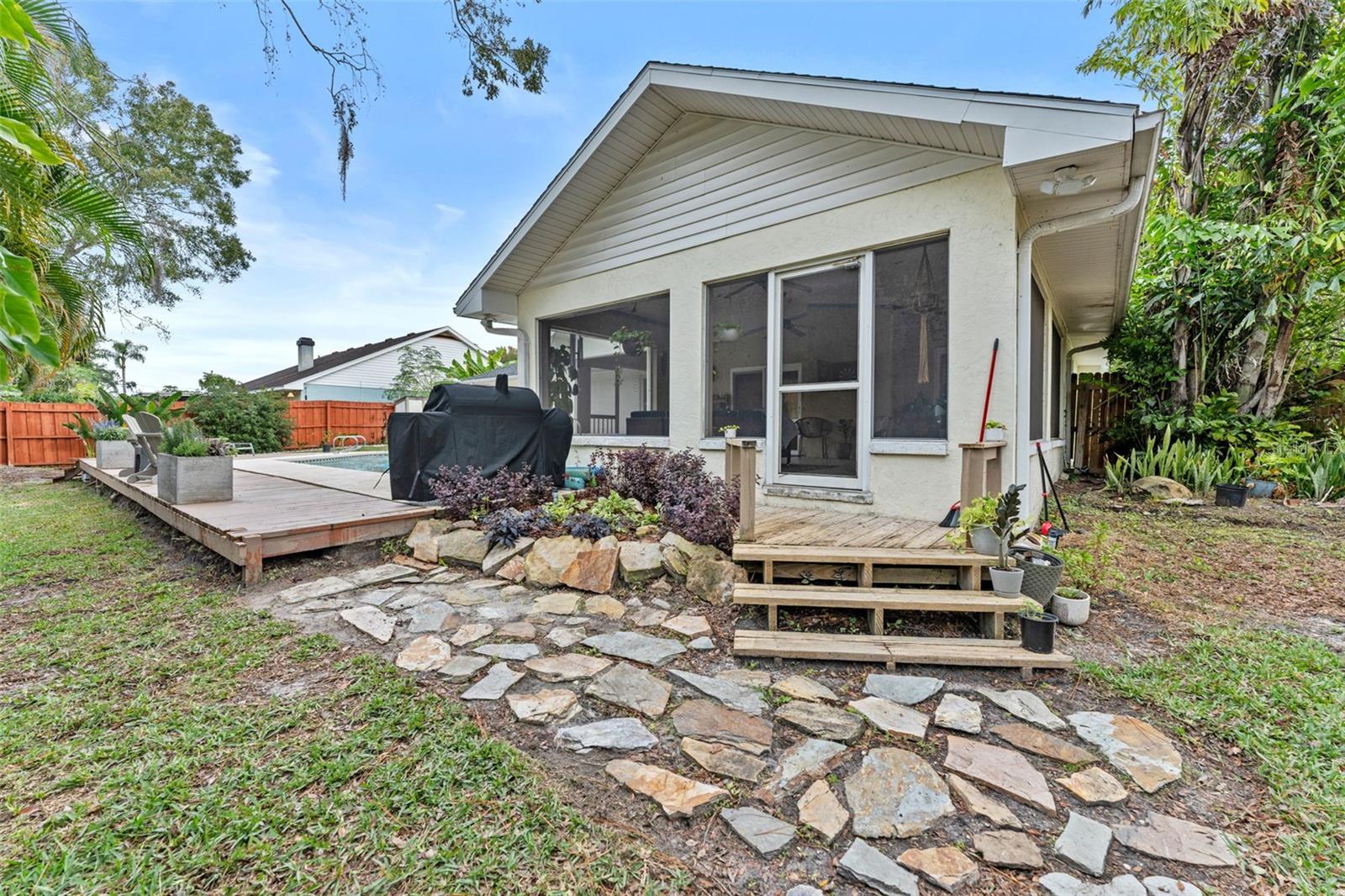 CARROLLWOOD SPGS UNIT 2 - Residential