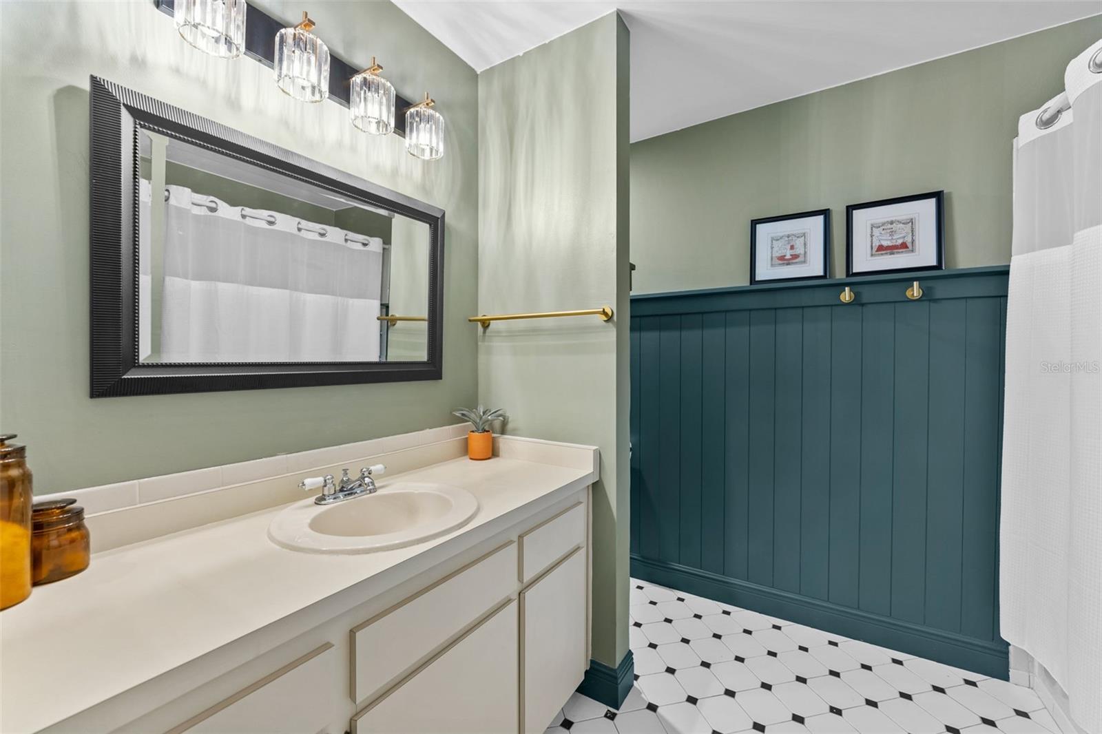 CARROLLWOOD SPGS UNIT 2 - Residential