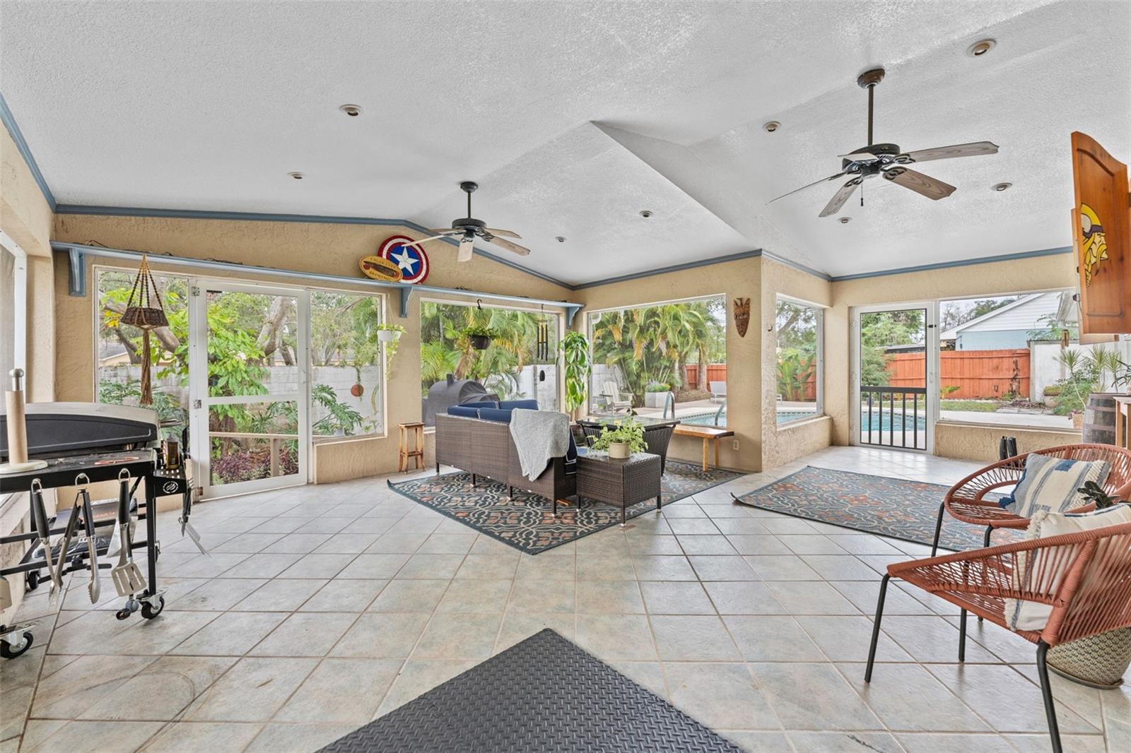 CARROLLWOOD SPGS UNIT 2 - Residential