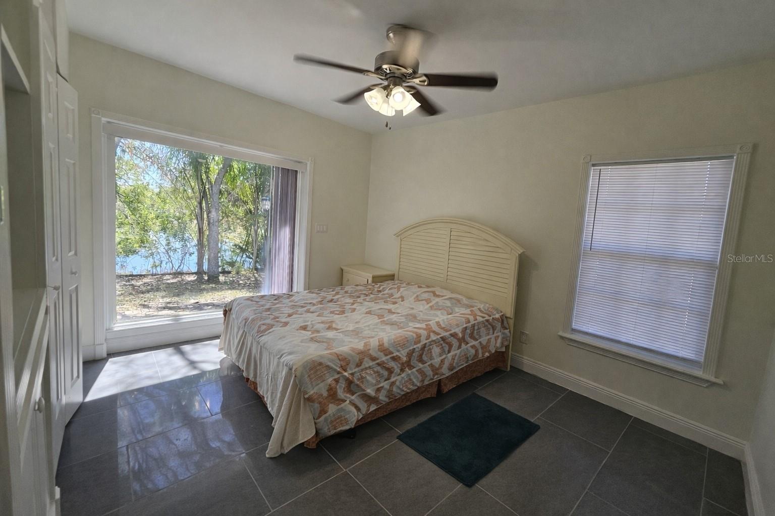 COUNTRY CLUB ESTATES - Residential Lease