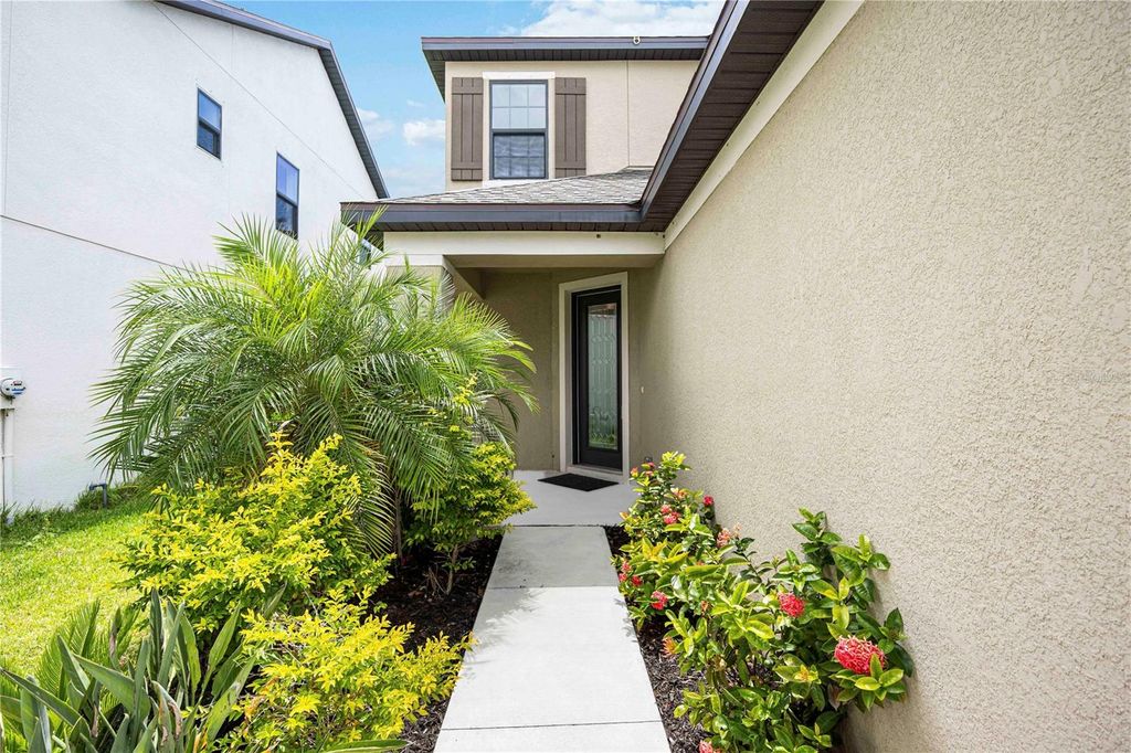 Photo of 5430 Summit Glen, Bradenton, FL 34203 (MLS # A4660674)