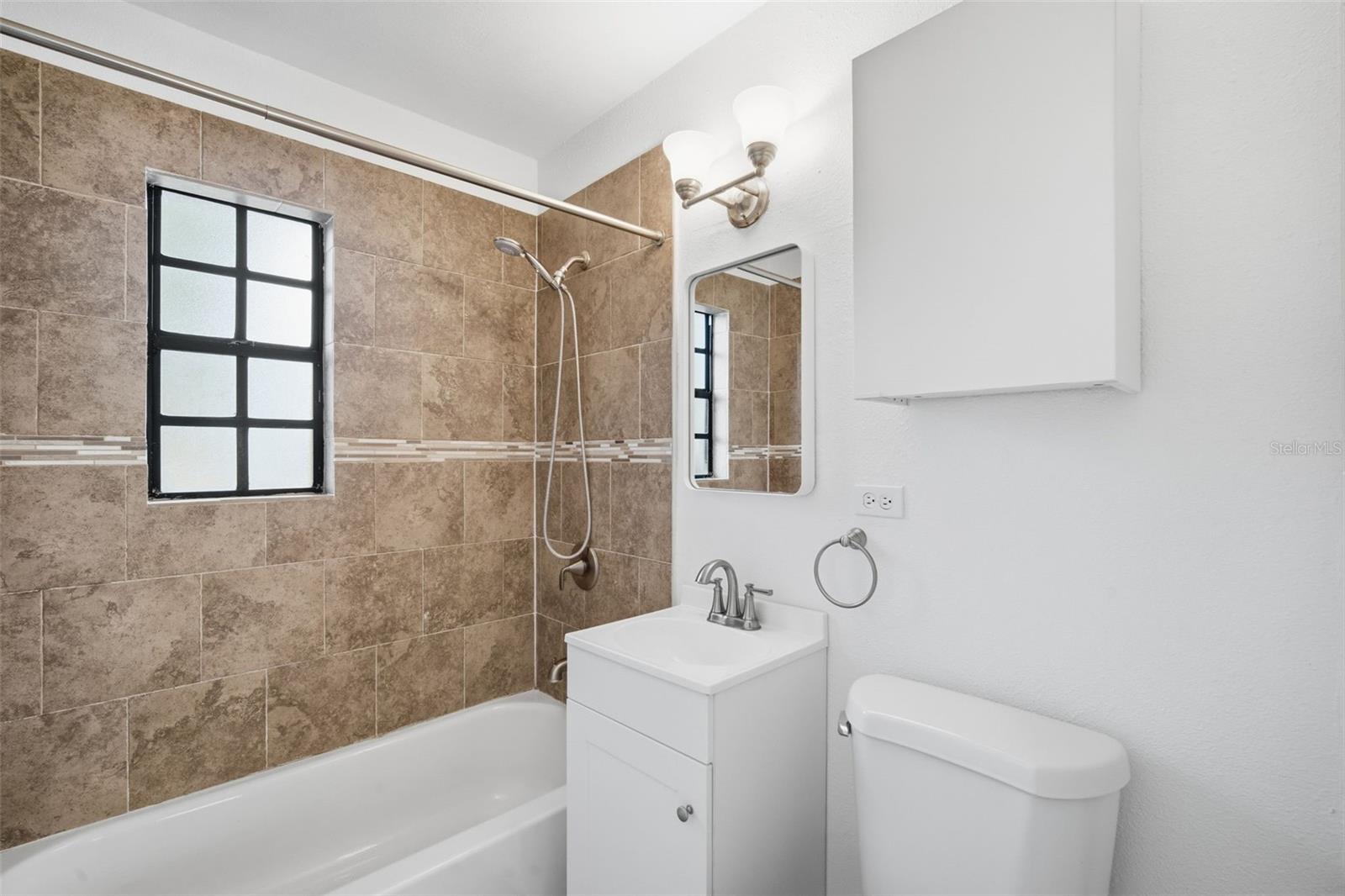 GANDY MANOR 2ND ADD - Residential