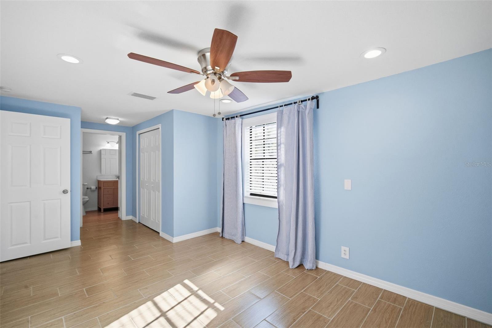 GANDY MANOR 2ND ADD - Residential