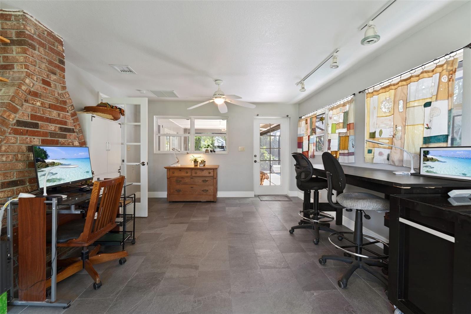 BURNS F J REALTY COS REV - Residential