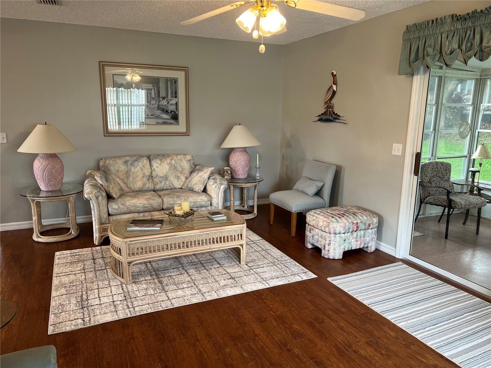 LADY LAKE ORANGE BLOSSOM GARDENS UNIT 14 - Residential