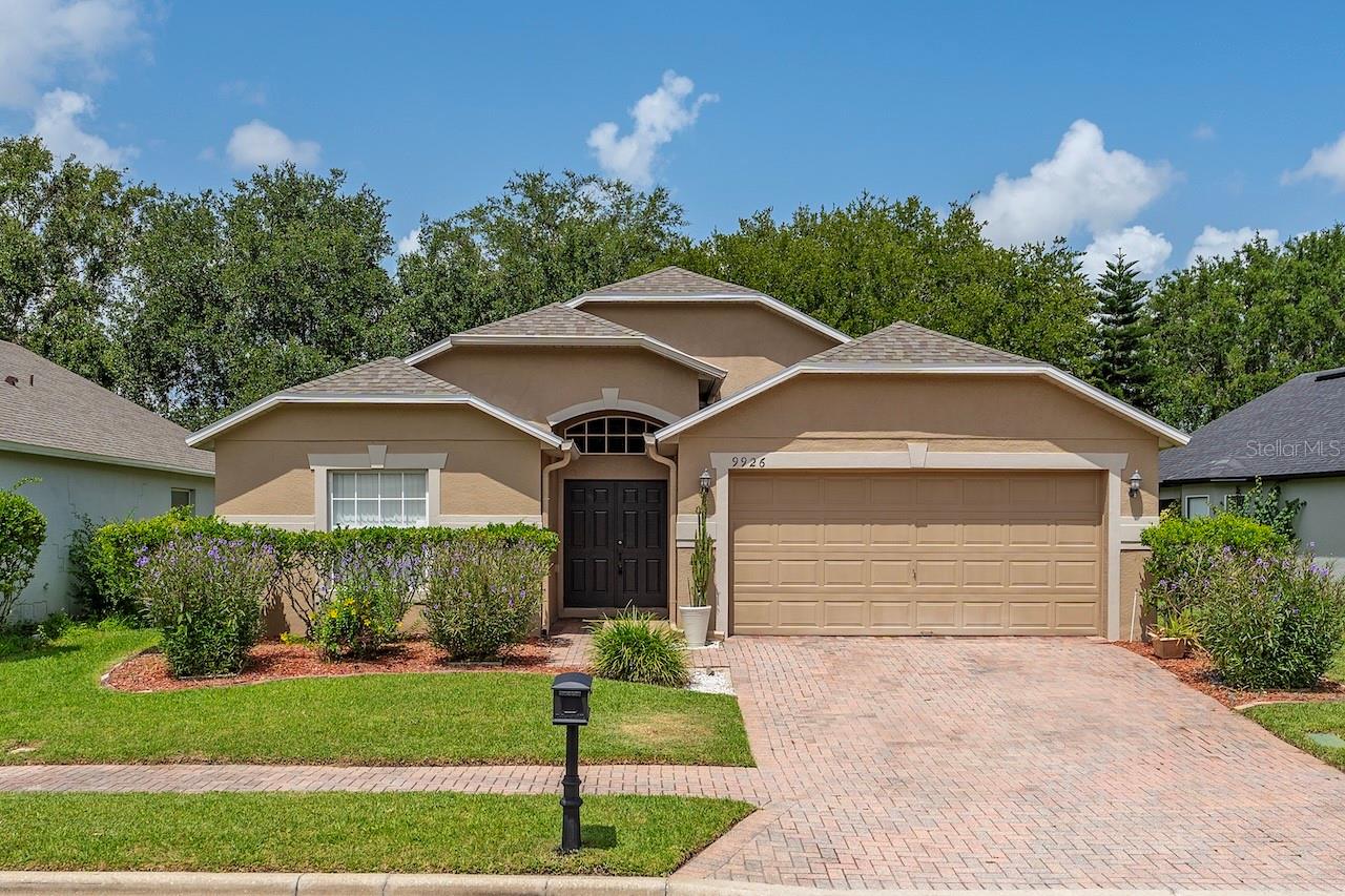 Beautifully Updated 3-Bedroom Home in Gated Nona Crest at La Vina – Prime Lake Nona Location!
Don’t miss your chance to own this well-maintained 3-bedroom, 2-bath home in the highly sought-after gated Nona Crest at La Vina community in Lake Nona. This charming property features a brand-new roof, fresh neutral interior paint throughout, and new luxury vinyl plank flooring throughout the property.
Enjoy the comfort and functionality of a split floor plan with vaulted ceilings, a fenced backyard and plant/decorative shelves adding architectural interest throughout.
The spacious family room features soaring ceilings and opens directly to the kitchen and dining area, creating a bright and open living space perfect for entertaining. The kitchen is well-equipped with a breakfast bar, ample counter space and all appliances (refrigerator, stove, dishwahsher, microwave and disposal).
The primary suite offers vaulted ceilings, a walk-in closet, and an en-suite bath featuring dual vanities, a garden tub, and a separate shower. Two additional bedrooms—each with new luxury vinyl flooring—share a full hall bath.
Additional features include:
• Separate laundry room with brand-new washer and dryer
• Ceiling fans throughout
• 2-car garage with automatic opener
• Fenced backyard with mature trees providing shade and privacy
The gated Nona Crest at La Vina community offers excellent amenities including a community pool, basketball court, and children’s playground.
Conveniently located just off Narcoossee Road, this home is only:
• 5 minutes from Lake Nona Medical City (VA Hospital, Nemours Children’s Hospital, UCF College of Medicine)
• Less than 5 minutes to SR-417 (Greenway) for easy access to Orlando International Airport (OIA)
• 5 minutes to SR-528 (Beachline) and close to the 408 (East-West Expressway)
• Near top-rated schools, local shopping, and popular dining option
This home is move-in ready and perfectly located in one of Orlando’s most desirable neighborhoods.
Must see to truly appreciate—call today to schedule your private tour!