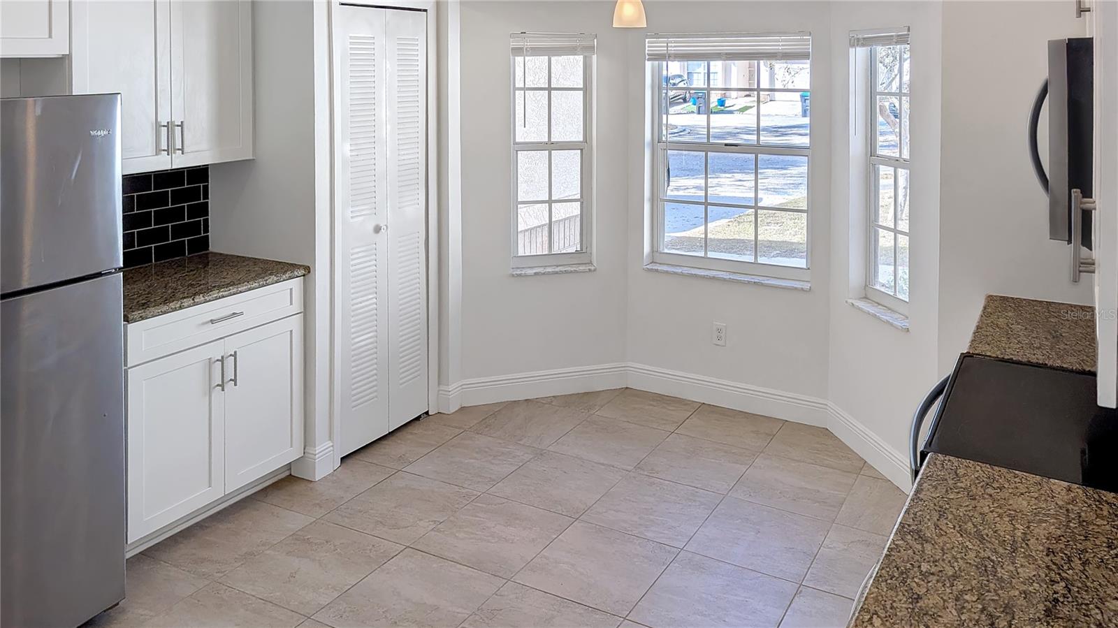 SUNCREST VILLAS - Residential