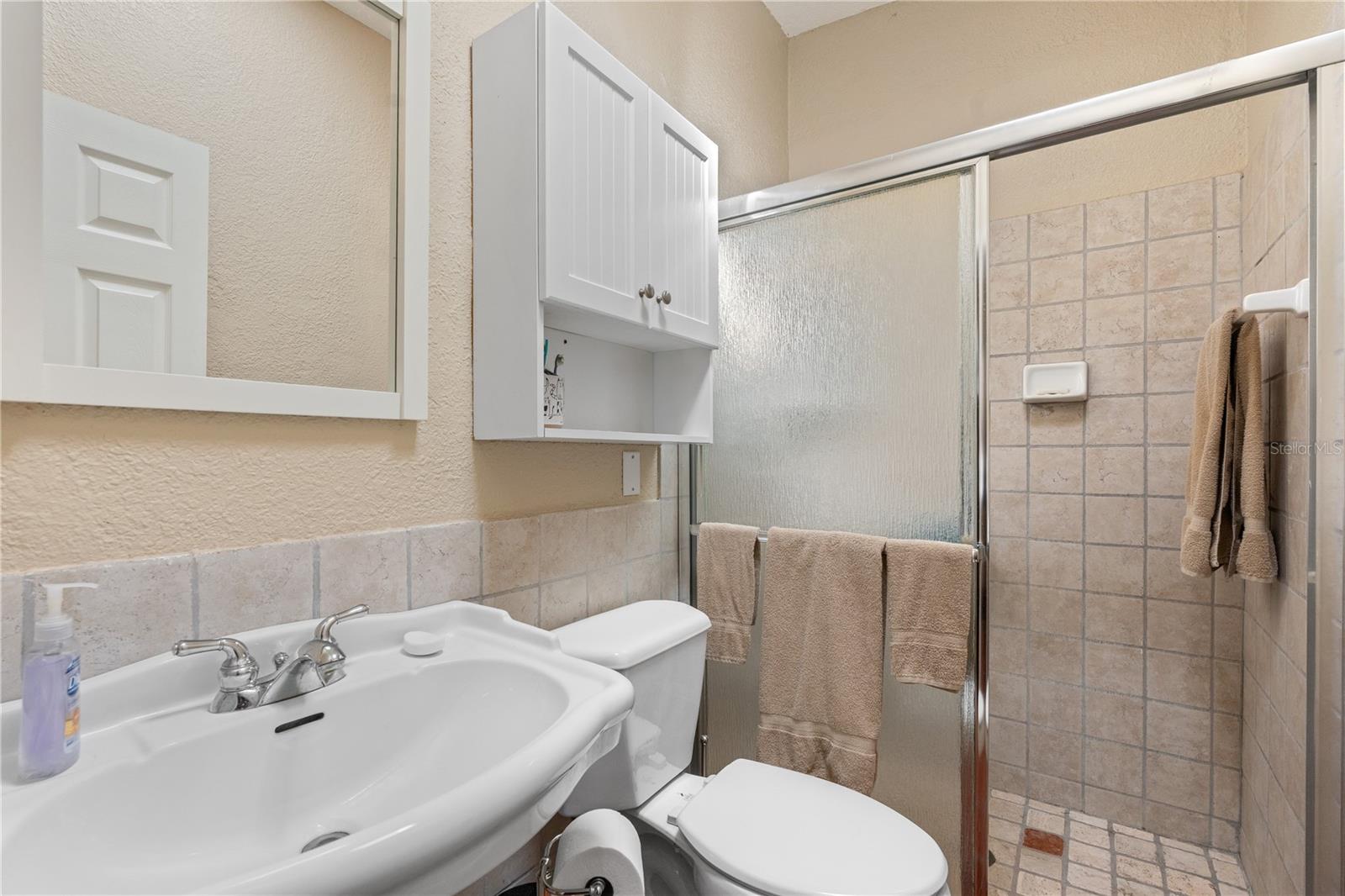 WHITFIELD COUNTRY CLUB ESTATES 1 - Residential