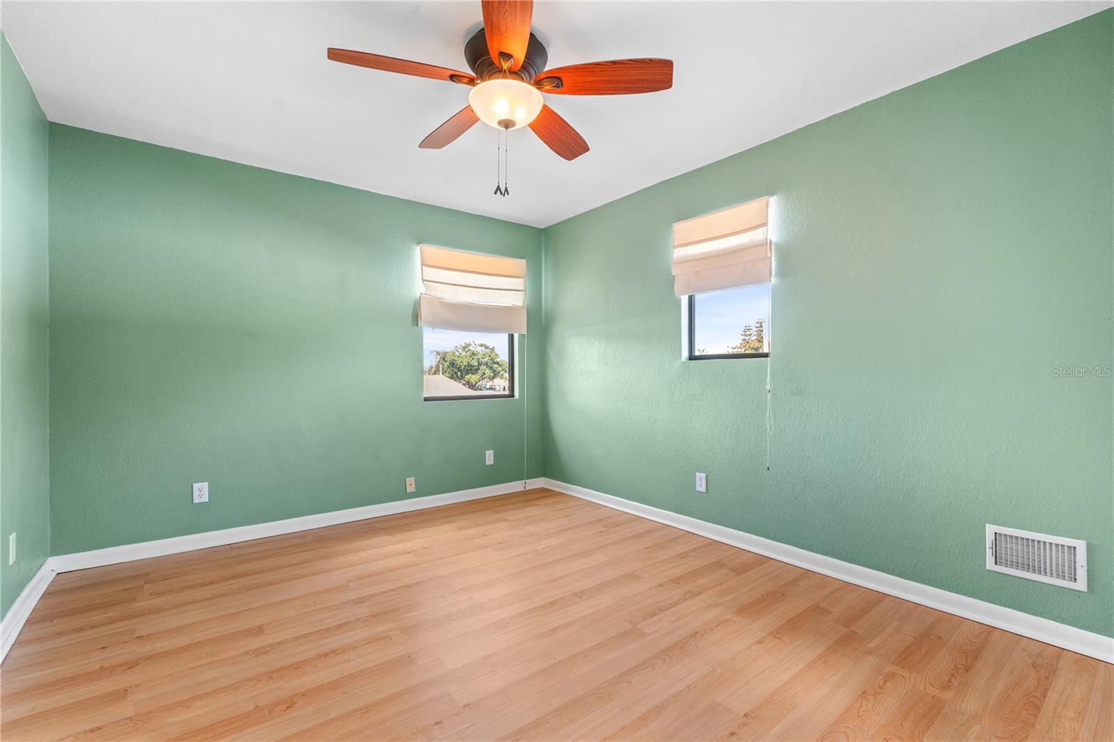 WHITFIELD COUNTRY CLUB ESTATES 1 - Residential