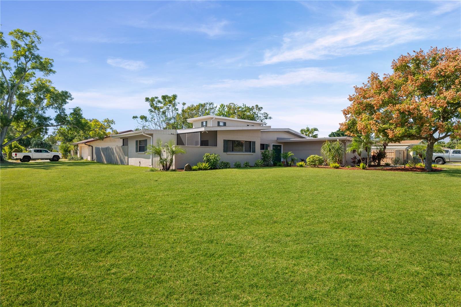 WHITFIELD COUNTRY CLUB ESTATES 1 - Residential