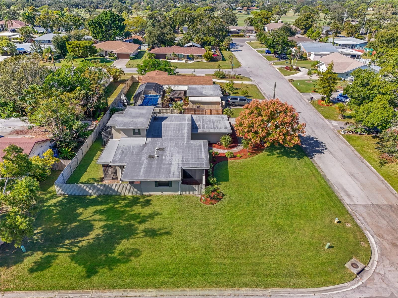 WHITFIELD COUNTRY CLUB ESTATES 1 - Residential