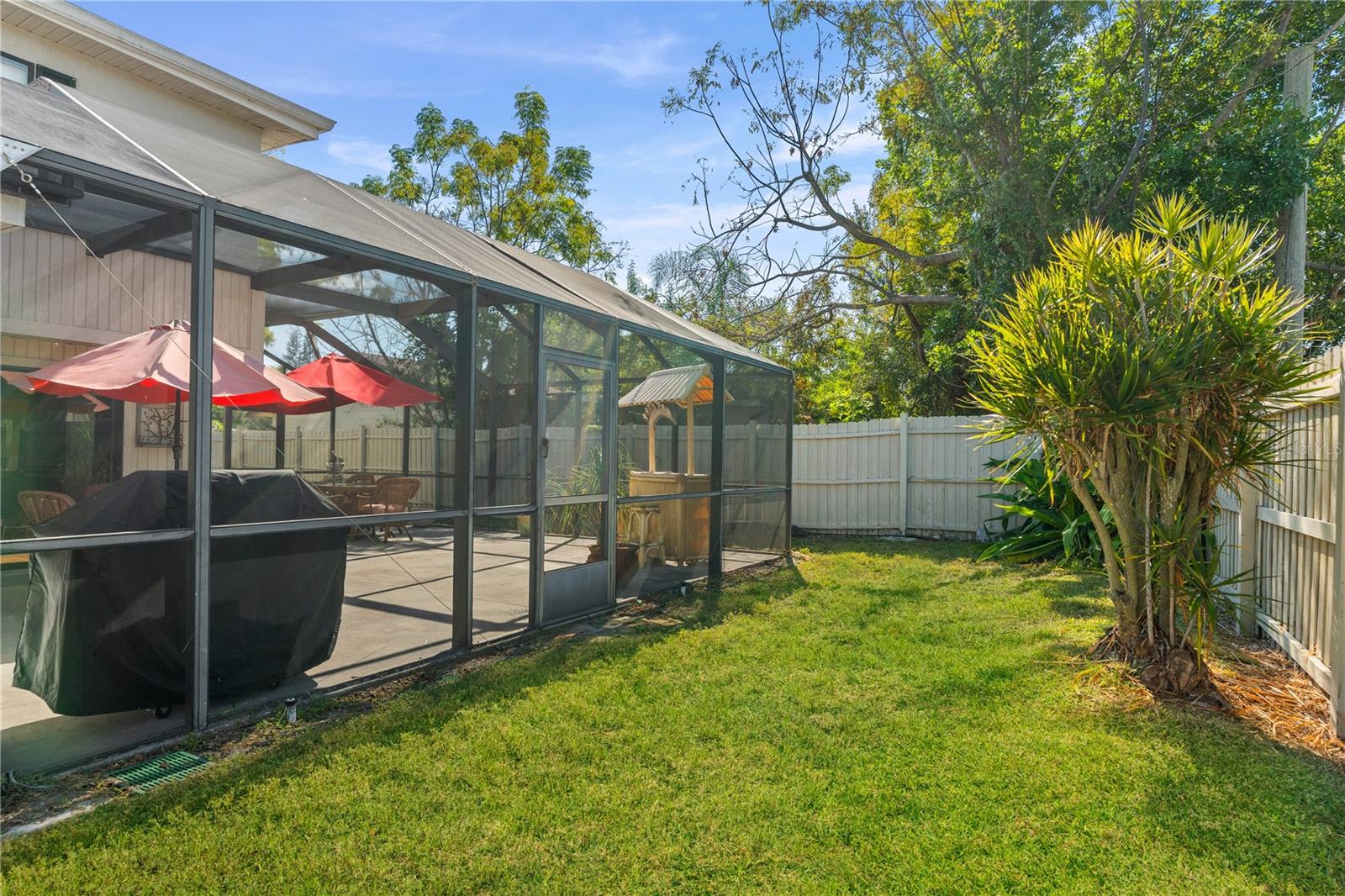 WHITFIELD COUNTRY CLUB ESTATES 1 - Residential