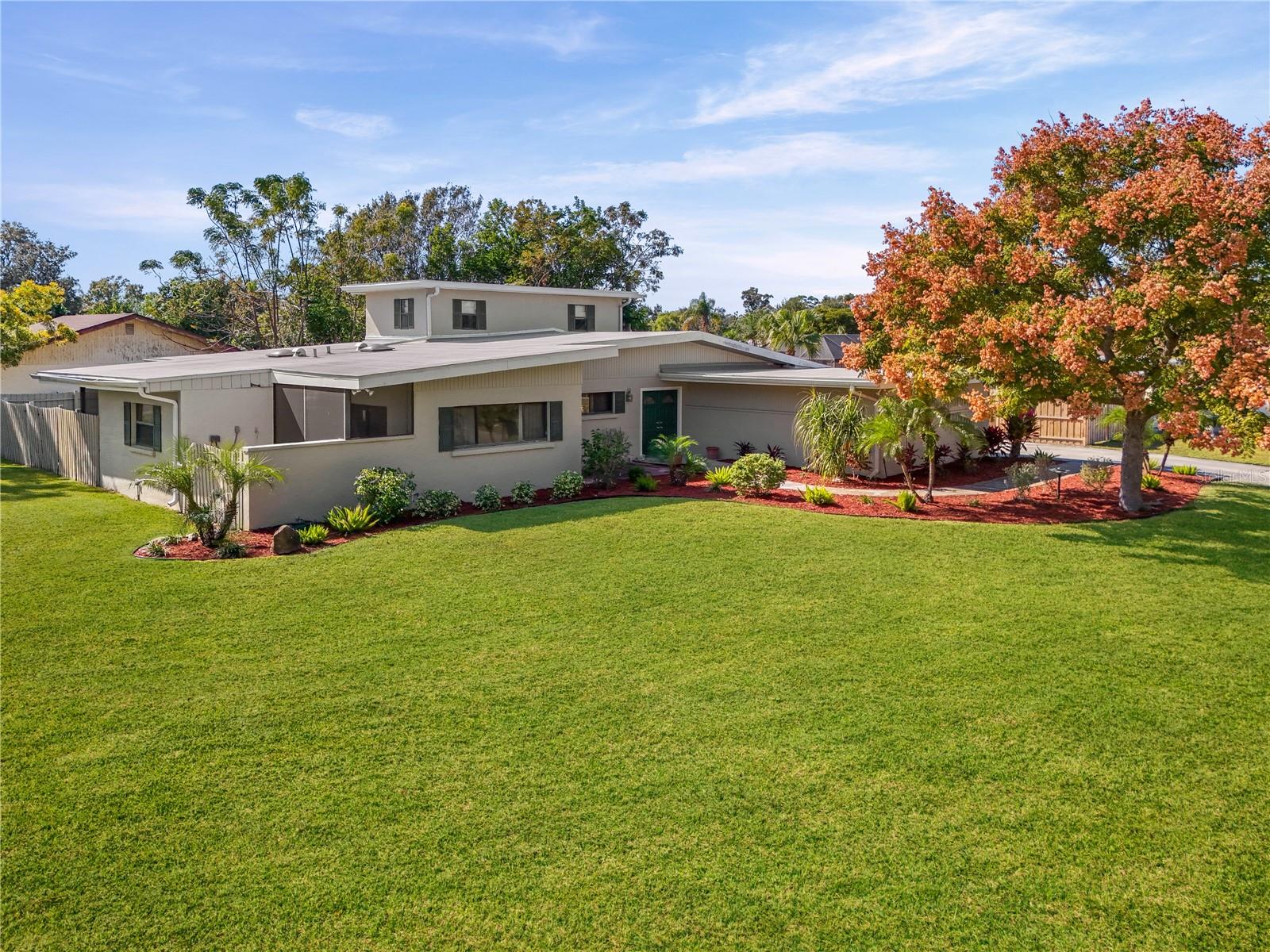 WHITFIELD COUNTRY CLUB ESTATES 1 - Residential