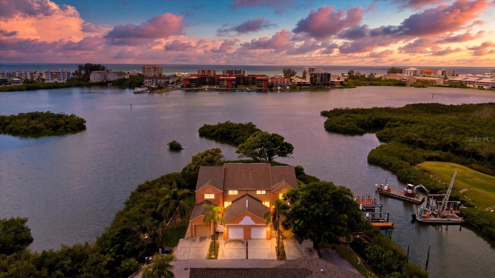 TARA CAY - Residential