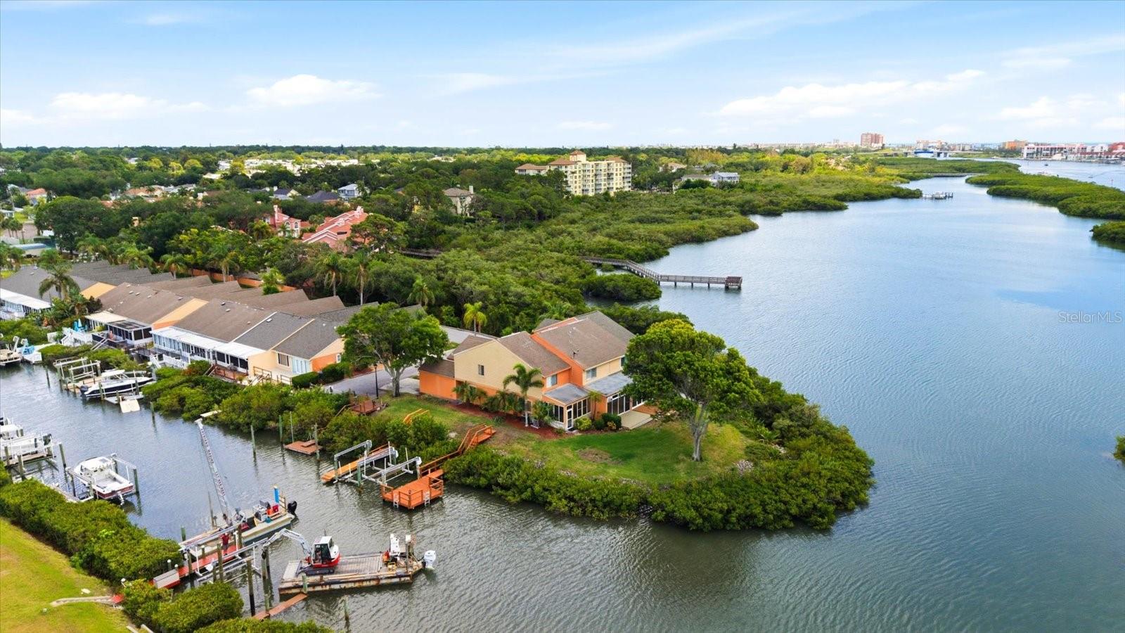 TARA CAY - Residential