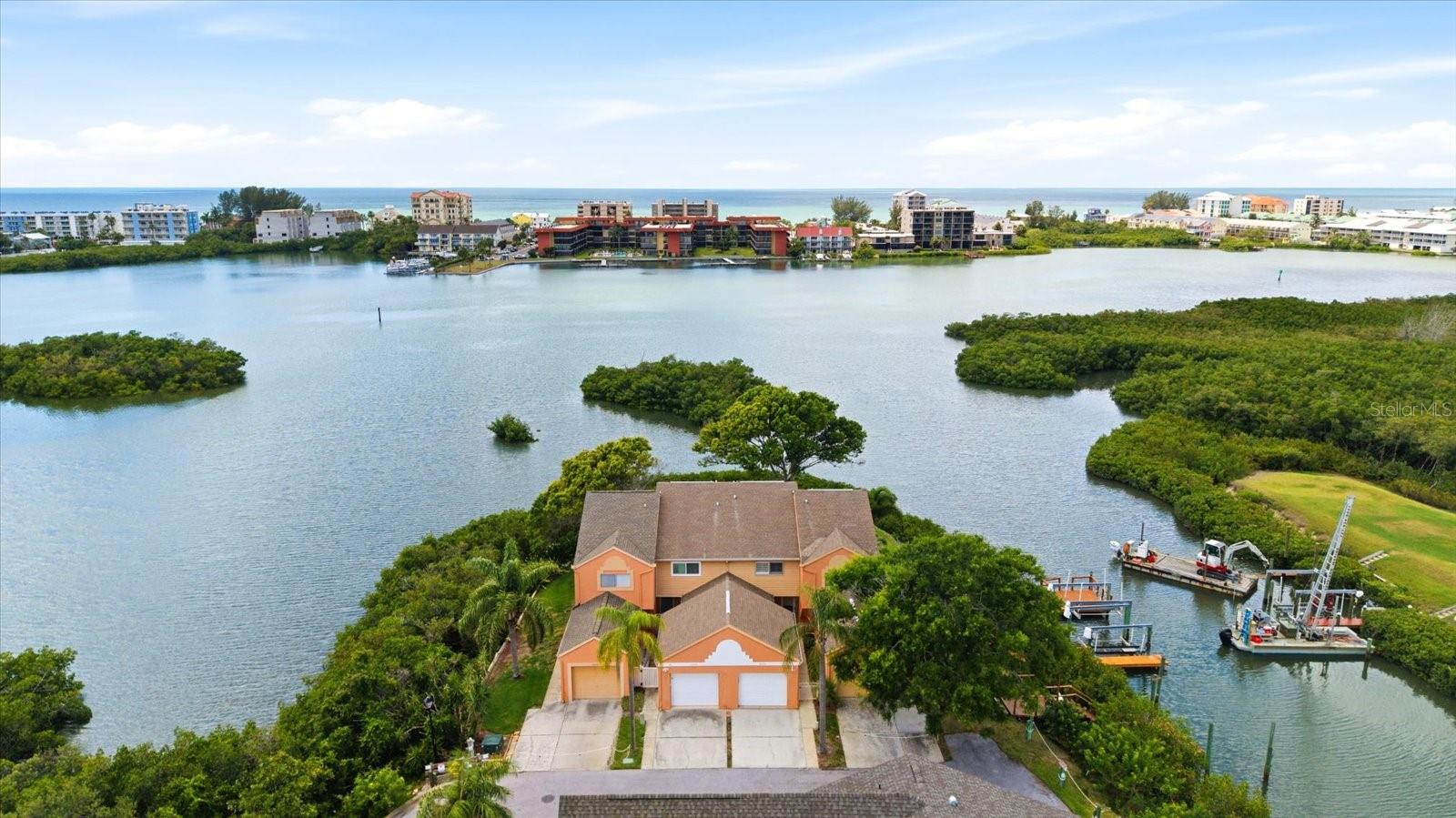 TARA CAY - Residential