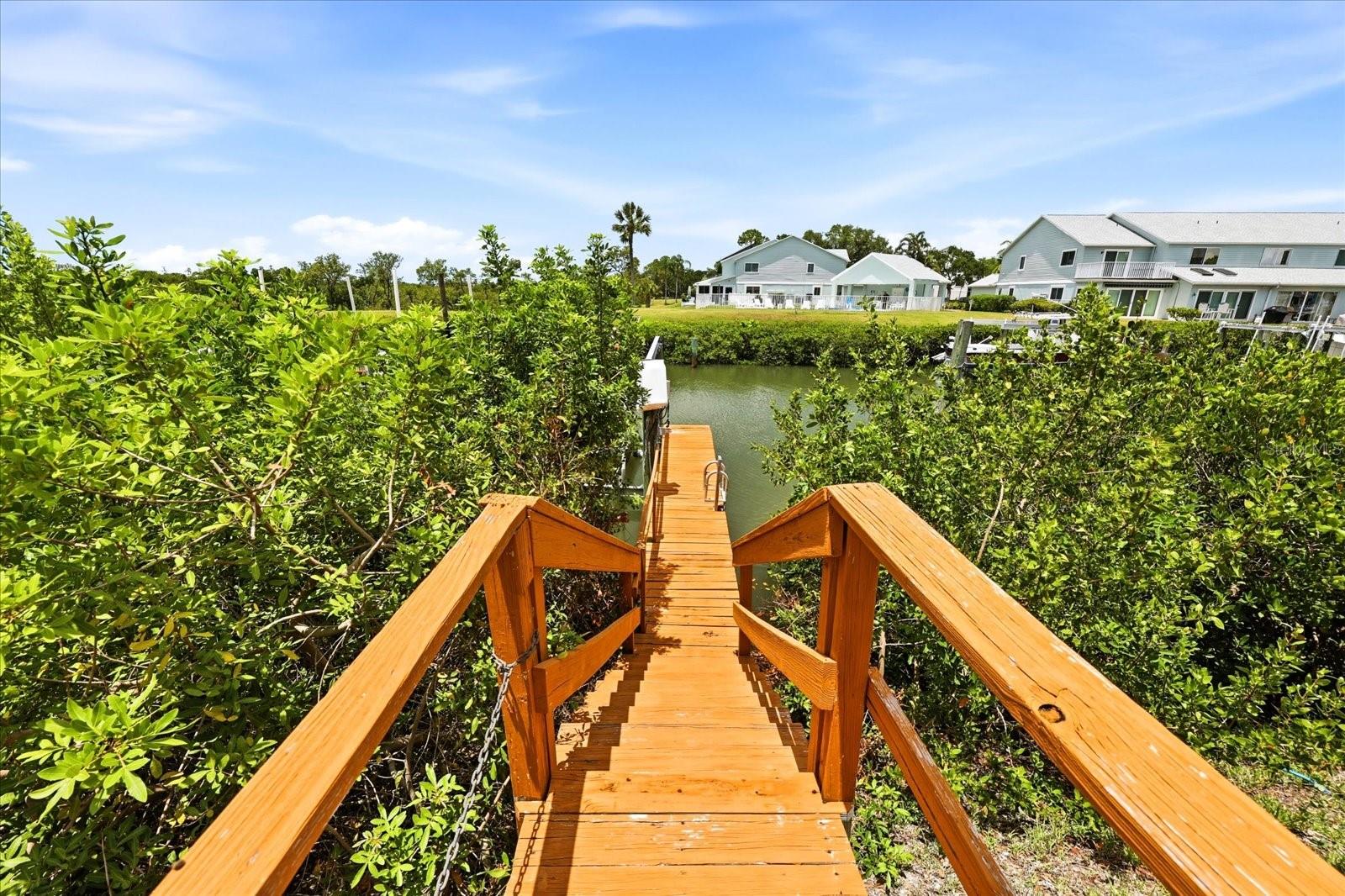 TARA CAY - Residential