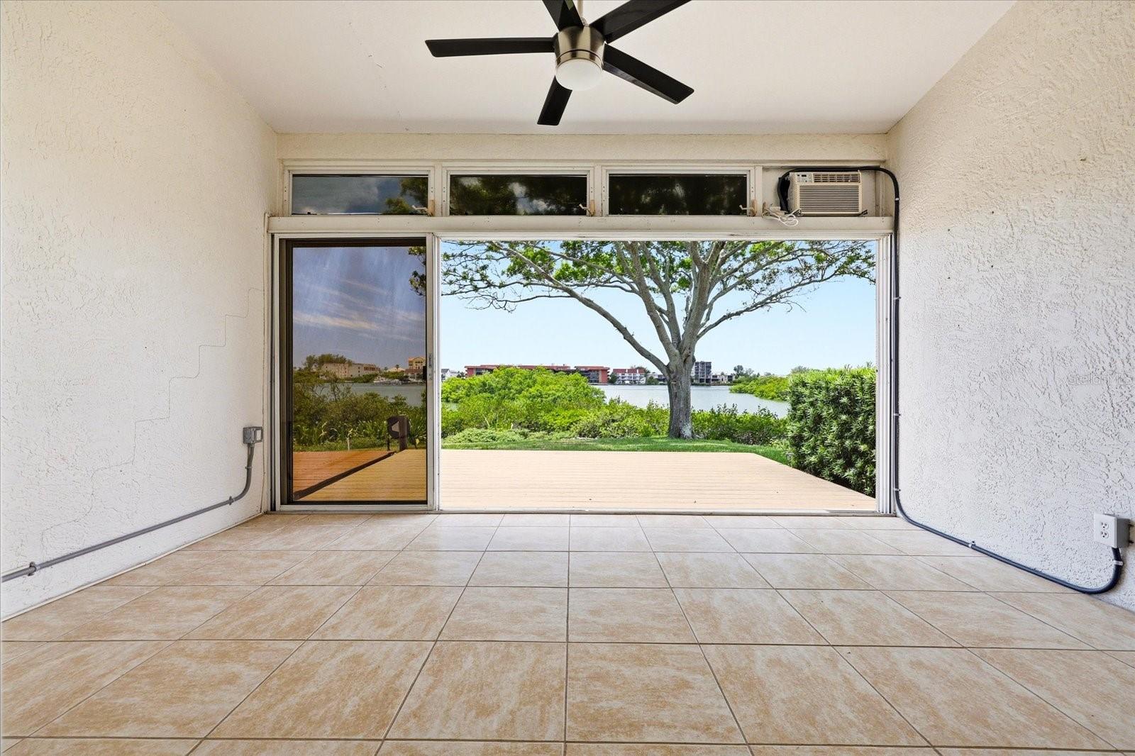 TARA CAY - Residential
