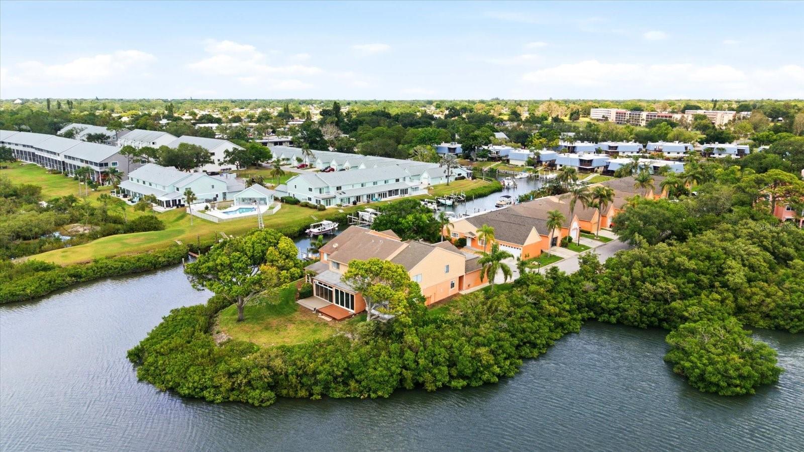 TARA CAY - Residential