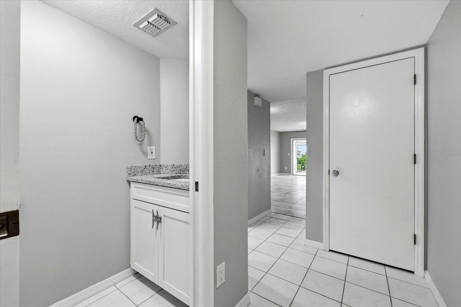 TARA CAY - Residential