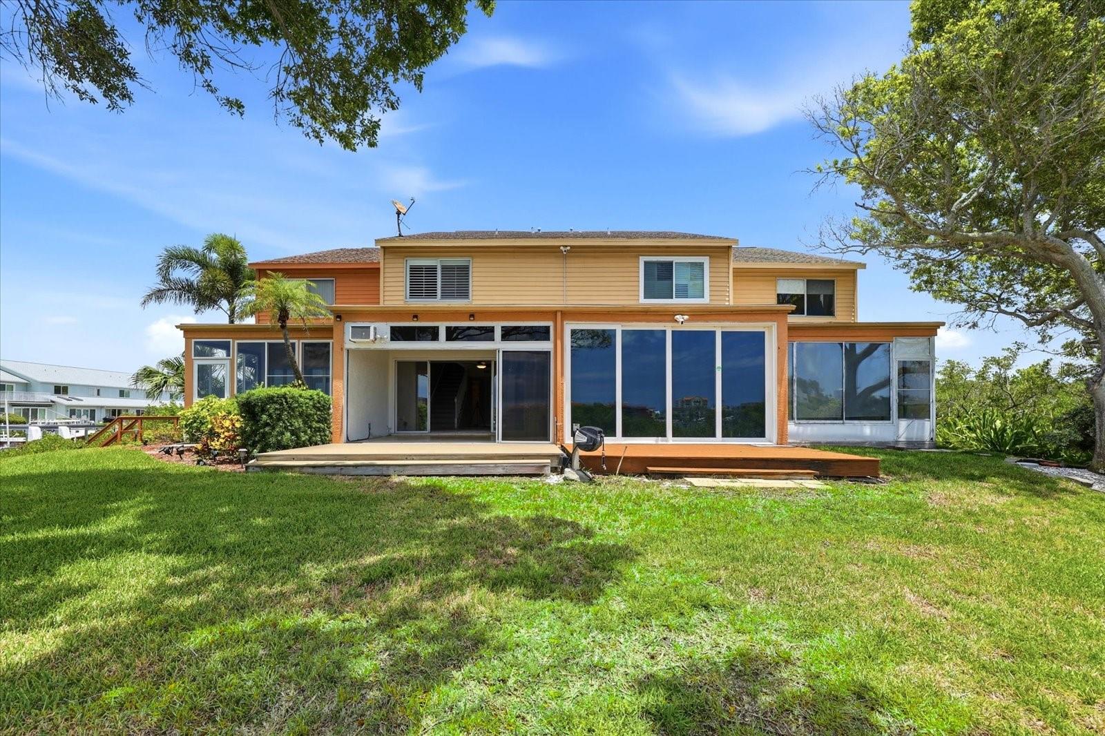 TARA CAY - Residential